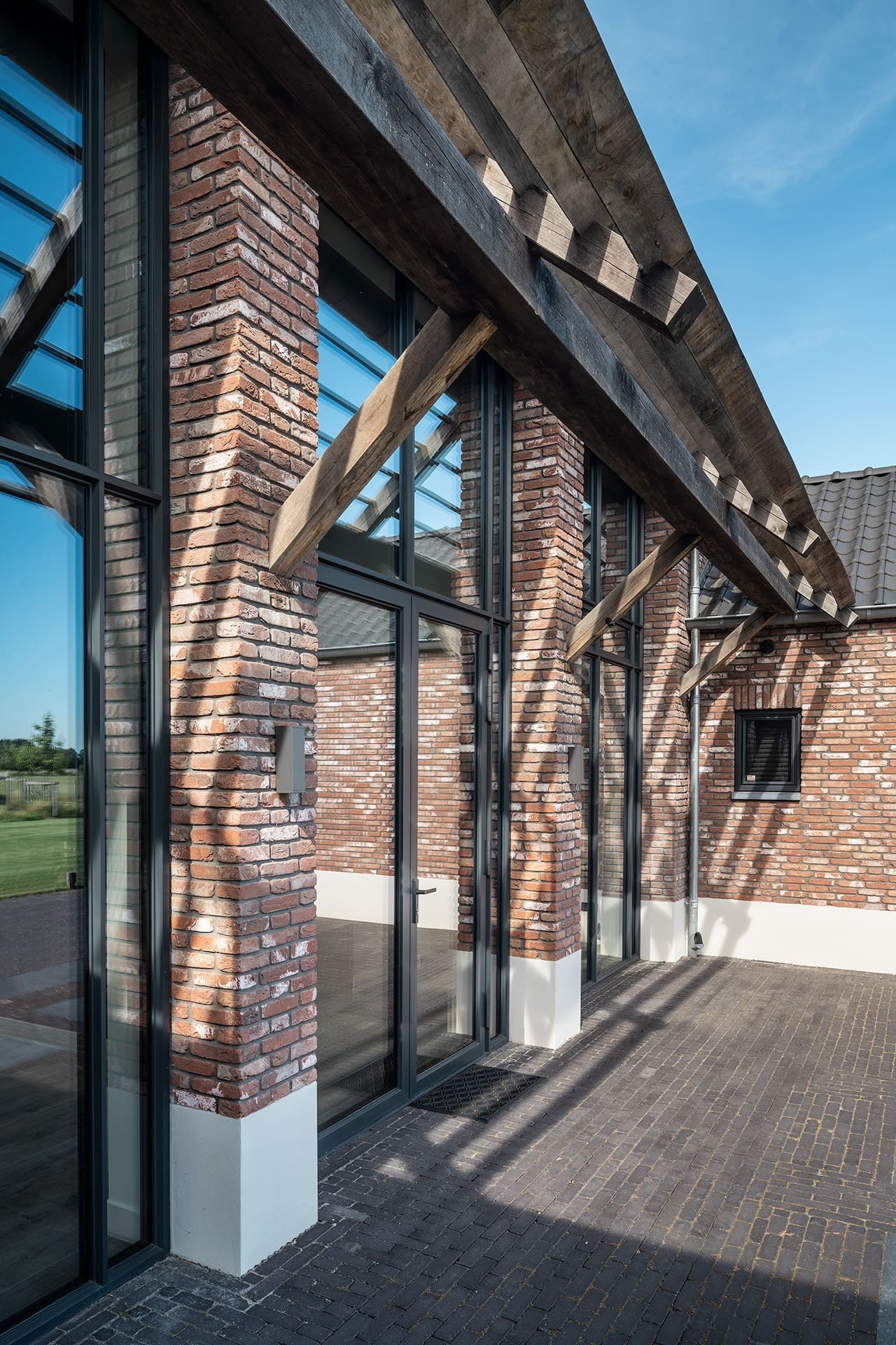 lenz tradiotionele hoeve in een modern jasje 03